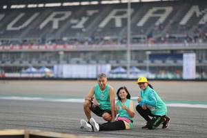 BIB: 
                            <button type="button" onclick="openModal(10575708)" class="btn btn-primary btn-sm float-right btn-popup" data-toggle="modal" data-target=".modal-high-quality">
                        <i class="fas fa-shopping-cart"></i> Add to Cart
                    </button>
                                            <button type="button" onclick="isThisMe(10575708, true)" class="btn btn-success btn-sm float-right btn-popup btn-isme hidden" data-toggle="tooltip" data-placement="bottom" title="นี่คือรูปของคุณใช่ไหม คลิกที่นี่เพื่อเอาเข้าอัลบั้ม">
                        <i class="fas fa-plus"></i> Add to album
                    </button>
                    <button type="button" onclick="isThisMe(10575708, false)" class="btn btn-warning btn-sm float-right btn-popup btn-isnotme hidden">
                        <i class="fas fa-ban"></i> Remove from album
                    </button>