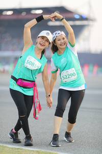 BIB: 50859, 52290
                            <button type="button" onclick="openModal(10575295)" class="btn btn-primary btn-sm float-right btn-popup" data-toggle="modal" data-target=".modal-high-quality">
                        <i class="fas fa-shopping-cart"></i> Add to Cart
                    </button>
                                            <button type="button" onclick="isThisMe(10575295, true)" class="btn btn-success btn-sm float-right btn-popup btn-isme hidden" data-toggle="tooltip" data-placement="bottom" title="นี่คือรูปของคุณใช่ไหม คลิกที่นี่เพื่อเอาเข้าอัลบั้ม">
                        <i class="fas fa-plus"></i> Add to album
                    </button>
                    <button type="button" onclick="isThisMe(10575295, false)" class="btn btn-warning btn-sm float-right btn-popup btn-isnotme hidden">
                        <i class="fas fa-ban"></i> Remove from album
                    </button>