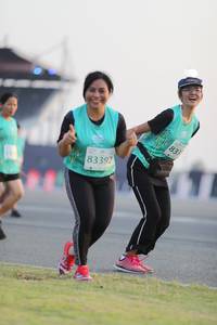 BIB: 833, 83392
                            <button type="button" onclick="openModal(10574840)" class="btn btn-primary btn-sm float-right btn-popup" data-toggle="modal" data-target=".modal-high-quality">
                        <i class="fas fa-shopping-cart"></i> Add to Cart
                    </button>
                                            <button type="button" onclick="isThisMe(10574840, true)" class="btn btn-success btn-sm float-right btn-popup btn-isme hidden" data-toggle="tooltip" data-placement="bottom" title="นี่คือรูปของคุณใช่ไหม คลิกที่นี่เพื่อเอาเข้าอัลบั้ม">
                        <i class="fas fa-plus"></i> Add to album
                    </button>
                    <button type="button" onclick="isThisMe(10574840, false)" class="btn btn-warning btn-sm float-right btn-popup btn-isnotme hidden">
                        <i class="fas fa-ban"></i> Remove from album
                    </button>