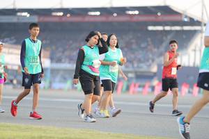 BIB: 315, 522, 53264
                            <button type="button" onclick="openModal(10574787)" class="btn btn-primary btn-sm float-right btn-popup" data-toggle="modal" data-target=".modal-high-quality">
                        <i class="fas fa-shopping-cart"></i> Add to Cart
                    </button>
                                            <button type="button" onclick="isThisMe(10574787, true)" class="btn btn-success btn-sm float-right btn-popup btn-isme hidden" data-toggle="tooltip" data-placement="bottom" title="นี่คือรูปของคุณใช่ไหม คลิกที่นี่เพื่อเอาเข้าอัลบั้ม">
                        <i class="fas fa-plus"></i> Add to album
                    </button>
                    <button type="button" onclick="isThisMe(10574787, false)" class="btn btn-warning btn-sm float-right btn-popup btn-isnotme hidden">
                        <i class="fas fa-ban"></i> Remove from album
                    </button>