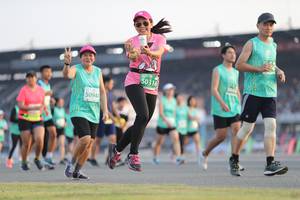 BIB: 50316, 5094
                            <button type="button" onclick="openModal(10574225)" class="btn btn-primary btn-sm float-right btn-popup" data-toggle="modal" data-target=".modal-high-quality">
                        <i class="fas fa-shopping-cart"></i> Add to Cart
                    </button>
                                            <button type="button" onclick="isThisMe(10574225, true)" class="btn btn-success btn-sm float-right btn-popup btn-isme hidden" data-toggle="tooltip" data-placement="bottom" title="นี่คือรูปของคุณใช่ไหม คลิกที่นี่เพื่อเอาเข้าอัลบั้ม">
                        <i class="fas fa-plus"></i> Add to album
                    </button>
                    <button type="button" onclick="isThisMe(10574225, false)" class="btn btn-warning btn-sm float-right btn-popup btn-isnotme hidden">
                        <i class="fas fa-ban"></i> Remove from album
                    </button>