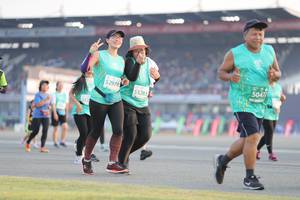 BIB: 5047, 52978, 53283
                            <button type="button" onclick="openModal(10574543)" class="btn btn-primary btn-sm float-right btn-popup" data-toggle="modal" data-target=".modal-high-quality">
                        <i class="fas fa-shopping-cart"></i> Add to Cart
                    </button>
                                            <button type="button" onclick="isThisMe(10574543, true)" class="btn btn-success btn-sm float-right btn-popup btn-isme hidden" data-toggle="tooltip" data-placement="bottom" title="นี่คือรูปของคุณใช่ไหม คลิกที่นี่เพื่อเอาเข้าอัลบั้ม">
                        <i class="fas fa-plus"></i> Add to album
                    </button>
                    <button type="button" onclick="isThisMe(10574543, false)" class="btn btn-warning btn-sm float-right btn-popup btn-isnotme hidden">
                        <i class="fas fa-ban"></i> Remove from album
                    </button>