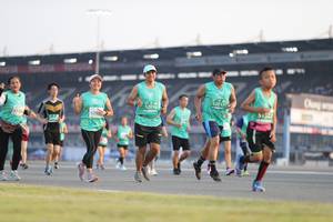 BIB: 5201, 52010, 51322, 5319
                            <button type="button" onclick="openModal(10573654)" class="btn btn-primary btn-sm float-right btn-popup" data-toggle="modal" data-target=".modal-high-quality">
                        <i class="fas fa-shopping-cart"></i> Add to Cart
                    </button>
                                            <button type="button" onclick="isThisMe(10573654, true)" class="btn btn-success btn-sm float-right btn-popup btn-isme hidden" data-toggle="tooltip" data-placement="bottom" title="นี่คือรูปของคุณใช่ไหม คลิกที่นี่เพื่อเอาเข้าอัลบั้ม">
                        <i class="fas fa-plus"></i> Add to album
                    </button>
                    <button type="button" onclick="isThisMe(10573654, false)" class="btn btn-warning btn-sm float-right btn-popup btn-isnotme hidden">
                        <i class="fas fa-ban"></i> Remove from album
                    </button>