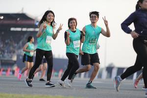 BIB: 524, 51932, 5238
                            <button type="button" onclick="openModal(10574188)" class="btn btn-primary btn-sm float-right btn-popup" data-toggle="modal" data-target=".modal-high-quality">
                        <i class="fas fa-shopping-cart"></i> Add to Cart
                    </button>
                                            <button type="button" onclick="isThisMe(10574188, true)" class="btn btn-success btn-sm float-right btn-popup btn-isme hidden" data-toggle="tooltip" data-placement="bottom" title="นี่คือรูปของคุณใช่ไหม คลิกที่นี่เพื่อเอาเข้าอัลบั้ม">
                        <i class="fas fa-plus"></i> Add to album
                    </button>
                    <button type="button" onclick="isThisMe(10574188, false)" class="btn btn-warning btn-sm float-right btn-popup btn-isnotme hidden">
                        <i class="fas fa-ban"></i> Remove from album
                    </button>