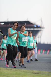 BIB: 5164, 52822
                            <button type="button" onclick="openModal(10574933)" class="btn btn-primary btn-sm float-right btn-popup" data-toggle="modal" data-target=".modal-high-quality">
                        <i class="fas fa-shopping-cart"></i> Add to Cart
                    </button>
                                            <button type="button" onclick="isThisMe(10574933, true)" class="btn btn-success btn-sm float-right btn-popup btn-isme hidden" data-toggle="tooltip" data-placement="bottom" title="นี่คือรูปของคุณใช่ไหม คลิกที่นี่เพื่อเอาเข้าอัลบั้ม">
                        <i class="fas fa-plus"></i> Add to album
                    </button>
                    <button type="button" onclick="isThisMe(10574933, false)" class="btn btn-warning btn-sm float-right btn-popup btn-isnotme hidden">
                        <i class="fas fa-ban"></i> Remove from album
                    </button>