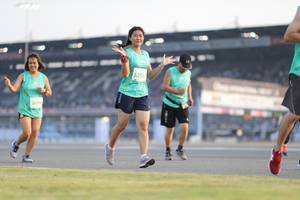 BIB: 5251, 5079
                            <button type="button" onclick="openModal(10573601)" class="btn btn-primary btn-sm float-right btn-popup" data-toggle="modal" data-target=".modal-high-quality">
                        <i class="fas fa-shopping-cart"></i> Add to Cart
                    </button>
                                            <button type="button" onclick="isThisMe(10573601, true)" class="btn btn-success btn-sm float-right btn-popup btn-isme hidden" data-toggle="tooltip" data-placement="bottom" title="นี่คือรูปของคุณใช่ไหม คลิกที่นี่เพื่อเอาเข้าอัลบั้ม">
                        <i class="fas fa-plus"></i> Add to album
                    </button>
                    <button type="button" onclick="isThisMe(10573601, false)" class="btn btn-warning btn-sm float-right btn-popup btn-isnotme hidden">
                        <i class="fas fa-ban"></i> Remove from album
                    </button>