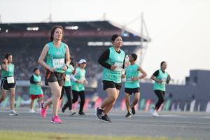 BIB: 50565
                            <button type="button" onclick="openModal(10574022)" class="btn btn-primary btn-sm float-right btn-popup" data-toggle="modal" data-target=".modal-high-quality">
                        <i class="fas fa-shopping-cart"></i> Add to Cart
                    </button>
                                            <button type="button" onclick="isThisMe(10574022, true)" class="btn btn-success btn-sm float-right btn-popup btn-isme hidden" data-toggle="tooltip" data-placement="bottom" title="นี่คือรูปของคุณใช่ไหม คลิกที่นี่เพื่อเอาเข้าอัลบั้ม">
                        <i class="fas fa-plus"></i> Add to album
                    </button>
                    <button type="button" onclick="isThisMe(10574022, false)" class="btn btn-warning btn-sm float-right btn-popup btn-isnotme hidden">
                        <i class="fas fa-ban"></i> Remove from album
                    </button>