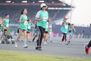 BIB: 1170, 5234
                            <button type="button" onclick="openModal(10575173)" class="btn btn-primary btn-sm float-right btn-popup" data-toggle="modal" data-target=".modal-high-quality">
                        <i class="fas fa-shopping-cart"></i> Add to Cart
                    </button>
                                            <button type="button" onclick="isThisMe(10575173, true)" class="btn btn-success btn-sm float-right btn-popup btn-isme hidden" data-toggle="tooltip" data-placement="bottom" title="นี่คือรูปของคุณใช่ไหม คลิกที่นี่เพื่อเอาเข้าอัลบั้ม">
                        <i class="fas fa-plus"></i> Add to album
                    </button>
                    <button type="button" onclick="isThisMe(10575173, false)" class="btn btn-warning btn-sm float-right btn-popup btn-isnotme hidden">
                        <i class="fas fa-ban"></i> Remove from album
                    </button>