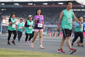 BIB: 50300, 50683, 53211, 137, 500
                            <button type="button" onclick="openModal(10574869)" class="btn btn-primary btn-sm float-right btn-popup" data-toggle="modal" data-target=".modal-high-quality">
                        <i class="fas fa-shopping-cart"></i> Add to Cart
                    </button>
                                            <button type="button" onclick="isThisMe(10574869, true)" class="btn btn-success btn-sm float-right btn-popup btn-isme hidden" data-toggle="tooltip" data-placement="bottom" title="นี่คือรูปของคุณใช่ไหม คลิกที่นี่เพื่อเอาเข้าอัลบั้ม">
                        <i class="fas fa-plus"></i> Add to album
                    </button>
                    <button type="button" onclick="isThisMe(10574869, false)" class="btn btn-warning btn-sm float-right btn-popup btn-isnotme hidden">
                        <i class="fas fa-ban"></i> Remove from album
                    </button>