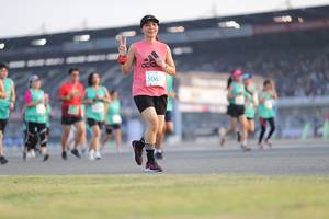 BIB: 5065
                            <button type="button" onclick="openModal(10573807)" class="btn btn-primary btn-sm float-right btn-popup" data-toggle="modal" data-target=".modal-high-quality">
                        <i class="fas fa-shopping-cart"></i> Add to Cart
                    </button>
                                            <button type="button" onclick="isThisMe(10573807, true)" class="btn btn-success btn-sm float-right btn-popup btn-isme hidden" data-toggle="tooltip" data-placement="bottom" title="นี่คือรูปของคุณใช่ไหม คลิกที่นี่เพื่อเอาเข้าอัลบั้ม">
                        <i class="fas fa-plus"></i> Add to album
                    </button>
                    <button type="button" onclick="isThisMe(10573807, false)" class="btn btn-warning btn-sm float-right btn-popup btn-isnotme hidden">
                        <i class="fas fa-ban"></i> Remove from album
                    </button>