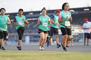 BIB: 51146, 50801, 51160, 504
                            <button type="button" onclick="openModal(10573928)" class="btn btn-primary btn-sm float-right btn-popup" data-toggle="modal" data-target=".modal-high-quality">
                        <i class="fas fa-shopping-cart"></i> Add to Cart
                    </button>
                                            <button type="button" onclick="isThisMe(10573928, true)" class="btn btn-success btn-sm float-right btn-popup btn-isme hidden" data-toggle="tooltip" data-placement="bottom" title="นี่คือรูปของคุณใช่ไหม คลิกที่นี่เพื่อเอาเข้าอัลบั้ม">
                        <i class="fas fa-plus"></i> Add to album
                    </button>
                    <button type="button" onclick="isThisMe(10573928, false)" class="btn btn-warning btn-sm float-right btn-popup btn-isnotme hidden">
                        <i class="fas fa-ban"></i> Remove from album
                    </button>