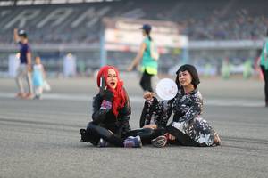 BIB: 
                            <button type="button" onclick="openModal(10575573)" class="btn btn-primary btn-sm float-right btn-popup" data-toggle="modal" data-target=".modal-high-quality">
                        <i class="fas fa-shopping-cart"></i> Add to Cart
                    </button>
                                            <button type="button" onclick="isThisMe(10575573, true)" class="btn btn-success btn-sm float-right btn-popup btn-isme hidden" data-toggle="tooltip" data-placement="bottom" title="นี่คือรูปของคุณใช่ไหม คลิกที่นี่เพื่อเอาเข้าอัลบั้ม">
                        <i class="fas fa-plus"></i> Add to album
                    </button>
                    <button type="button" onclick="isThisMe(10575573, false)" class="btn btn-warning btn-sm float-right btn-popup btn-isnotme hidden">
                        <i class="fas fa-ban"></i> Remove from album
                    </button>