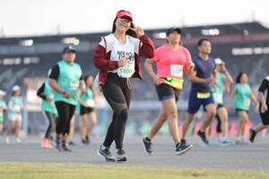 BIB: 51004
                            <button type="button" onclick="openModal(10574230)" class="btn btn-primary btn-sm float-right btn-popup" data-toggle="modal" data-target=".modal-high-quality">
                        <i class="fas fa-shopping-cart"></i> Add to Cart
                    </button>
                                            <button type="button" onclick="isThisMe(10574230, true)" class="btn btn-success btn-sm float-right btn-popup btn-isme hidden" data-toggle="tooltip" data-placement="bottom" title="นี่คือรูปของคุณใช่ไหม คลิกที่นี่เพื่อเอาเข้าอัลบั้ม">
                        <i class="fas fa-plus"></i> Add to album
                    </button>
                    <button type="button" onclick="isThisMe(10574230, false)" class="btn btn-warning btn-sm float-right btn-popup btn-isnotme hidden">
                        <i class="fas fa-ban"></i> Remove from album
                    </button>