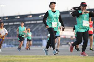 BIB: 5100, 51300
                            <button type="button" onclick="openModal(10573645)" class="btn btn-primary btn-sm float-right btn-popup" data-toggle="modal" data-target=".modal-high-quality">
                        <i class="fas fa-shopping-cart"></i> Add to Cart
                    </button>
                                            <button type="button" onclick="isThisMe(10573645, true)" class="btn btn-success btn-sm float-right btn-popup btn-isme hidden" data-toggle="tooltip" data-placement="bottom" title="นี่คือรูปของคุณใช่ไหม คลิกที่นี่เพื่อเอาเข้าอัลบั้ม">
                        <i class="fas fa-plus"></i> Add to album
                    </button>
                    <button type="button" onclick="isThisMe(10573645, false)" class="btn btn-warning btn-sm float-right btn-popup btn-isnotme hidden">
                        <i class="fas fa-ban"></i> Remove from album
                    </button>