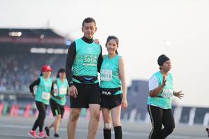 BIB: 000, 50116, 0613, 5317
                            <button type="button" onclick="openModal(10574467)" class="btn btn-primary btn-sm float-right btn-popup" data-toggle="modal" data-target=".modal-high-quality">
                        <i class="fas fa-shopping-cart"></i> Add to Cart
                    </button>
                                            <button type="button" onclick="isThisMe(10574467, true)" class="btn btn-success btn-sm float-right btn-popup btn-isme hidden" data-toggle="tooltip" data-placement="bottom" title="นี่คือรูปของคุณใช่ไหม คลิกที่นี่เพื่อเอาเข้าอัลบั้ม">
                        <i class="fas fa-plus"></i> Add to album
                    </button>
                    <button type="button" onclick="isThisMe(10574467, false)" class="btn btn-warning btn-sm float-right btn-popup btn-isnotme hidden">
                        <i class="fas fa-ban"></i> Remove from album
                    </button>