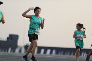 BIB: 528
                            <button type="button" onclick="openModal(10573950)" class="btn btn-primary btn-sm float-right btn-popup" data-toggle="modal" data-target=".modal-high-quality">
                        <i class="fas fa-shopping-cart"></i> Add to Cart
                    </button>
                                            <button type="button" onclick="isThisMe(10573950, true)" class="btn btn-success btn-sm float-right btn-popup btn-isme hidden" data-toggle="tooltip" data-placement="bottom" title="นี่คือรูปของคุณใช่ไหม คลิกที่นี่เพื่อเอาเข้าอัลบั้ม">
                        <i class="fas fa-plus"></i> Add to album
                    </button>
                    <button type="button" onclick="isThisMe(10573950, false)" class="btn btn-warning btn-sm float-right btn-popup btn-isnotme hidden">
                        <i class="fas fa-ban"></i> Remove from album
                    </button>