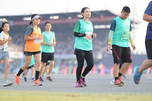 BIB: 50213
                            <button type="button" onclick="openModal(10574385)" class="btn btn-primary btn-sm float-right btn-popup" data-toggle="modal" data-target=".modal-high-quality">
                        <i class="fas fa-shopping-cart"></i> Add to Cart
                    </button>
                                            <button type="button" onclick="isThisMe(10574385, true)" class="btn btn-success btn-sm float-right btn-popup btn-isme hidden" data-toggle="tooltip" data-placement="bottom" title="นี่คือรูปของคุณใช่ไหม คลิกที่นี่เพื่อเอาเข้าอัลบั้ม">
                        <i class="fas fa-plus"></i> Add to album
                    </button>
                    <button type="button" onclick="isThisMe(10574385, false)" class="btn btn-warning btn-sm float-right btn-popup btn-isnotme hidden">
                        <i class="fas fa-ban"></i> Remove from album
                    </button>