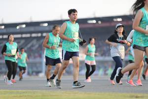 BIB: 518, 526
                            <button type="button" onclick="openModal(10573786)" class="btn btn-primary btn-sm float-right btn-popup" data-toggle="modal" data-target=".modal-high-quality">
                        <i class="fas fa-shopping-cart"></i> Add to Cart
                    </button>
                                            <button type="button" onclick="isThisMe(10573786, true)" class="btn btn-success btn-sm float-right btn-popup btn-isme hidden" data-toggle="tooltip" data-placement="bottom" title="นี่คือรูปของคุณใช่ไหม คลิกที่นี่เพื่อเอาเข้าอัลบั้ม">
                        <i class="fas fa-plus"></i> Add to album
                    </button>
                    <button type="button" onclick="isThisMe(10573786, false)" class="btn btn-warning btn-sm float-right btn-popup btn-isnotme hidden">
                        <i class="fas fa-ban"></i> Remove from album
                    </button>