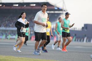 BIB: 50429, 524, 8024
                            <button type="button" onclick="openModal(10574518)" class="btn btn-primary btn-sm float-right btn-popup" data-toggle="modal" data-target=".modal-high-quality">
                        <i class="fas fa-shopping-cart"></i> Add to Cart
                    </button>
                                            <button type="button" onclick="isThisMe(10574518, true)" class="btn btn-success btn-sm float-right btn-popup btn-isme hidden" data-toggle="tooltip" data-placement="bottom" title="นี่คือรูปของคุณใช่ไหม คลิกที่นี่เพื่อเอาเข้าอัลบั้ม">
                        <i class="fas fa-plus"></i> Add to album
                    </button>
                    <button type="button" onclick="isThisMe(10574518, false)" class="btn btn-warning btn-sm float-right btn-popup btn-isnotme hidden">
                        <i class="fas fa-ban"></i> Remove from album
                    </button>