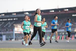 BIB: 10010, 50571, 50855
                            <button type="button" onclick="openModal(10573630)" class="btn btn-primary btn-sm float-right btn-popup" data-toggle="modal" data-target=".modal-high-quality">
                        <i class="fas fa-shopping-cart"></i> Add to Cart
                    </button>
                                            <button type="button" onclick="isThisMe(10573630, true)" class="btn btn-success btn-sm float-right btn-popup btn-isme hidden" data-toggle="tooltip" data-placement="bottom" title="นี่คือรูปของคุณใช่ไหม คลิกที่นี่เพื่อเอาเข้าอัลบั้ม">
                        <i class="fas fa-plus"></i> Add to album
                    </button>
                    <button type="button" onclick="isThisMe(10573630, false)" class="btn btn-warning btn-sm float-right btn-popup btn-isnotme hidden">
                        <i class="fas fa-ban"></i> Remove from album
                    </button>