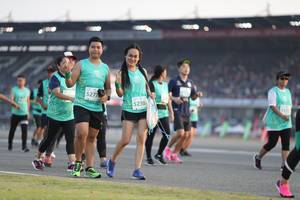 BIB: 5277, 122, 52307
                            <button type="button" onclick="openModal(10574881)" class="btn btn-primary btn-sm float-right btn-popup" data-toggle="modal" data-target=".modal-high-quality">
                        <i class="fas fa-shopping-cart"></i> Add to Cart
                    </button>
                                            <button type="button" onclick="isThisMe(10574881, true)" class="btn btn-success btn-sm float-right btn-popup btn-isme hidden" data-toggle="tooltip" data-placement="bottom" title="นี่คือรูปของคุณใช่ไหม คลิกที่นี่เพื่อเอาเข้าอัลบั้ม">
                        <i class="fas fa-plus"></i> Add to album
                    </button>
                    <button type="button" onclick="isThisMe(10574881, false)" class="btn btn-warning btn-sm float-right btn-popup btn-isnotme hidden">
                        <i class="fas fa-ban"></i> Remove from album
                    </button>