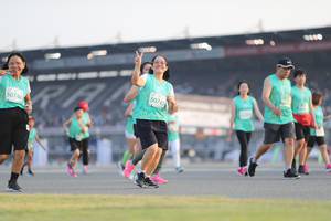 BIB: 50741, 50740
                            <button type="button" onclick="openModal(10574414)" class="btn btn-primary btn-sm float-right btn-popup" data-toggle="modal" data-target=".modal-high-quality">
                        <i class="fas fa-shopping-cart"></i> Add to Cart
                    </button>
                                            <button type="button" onclick="isThisMe(10574414, true)" class="btn btn-success btn-sm float-right btn-popup btn-isme hidden" data-toggle="tooltip" data-placement="bottom" title="นี่คือรูปของคุณใช่ไหม คลิกที่นี่เพื่อเอาเข้าอัลบั้ม">
                        <i class="fas fa-plus"></i> Add to album
                    </button>
                    <button type="button" onclick="isThisMe(10574414, false)" class="btn btn-warning btn-sm float-right btn-popup btn-isnotme hidden">
                        <i class="fas fa-ban"></i> Remove from album
                    </button>