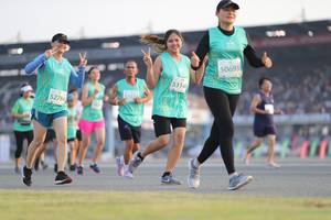 BIB: 50693, 5314, 52784
                            <button type="button" onclick="openModal(10573829)" class="btn btn-primary btn-sm float-right btn-popup" data-toggle="modal" data-target=".modal-high-quality">
                        <i class="fas fa-shopping-cart"></i> Add to Cart
                    </button>
                                            <button type="button" onclick="isThisMe(10573829, true)" class="btn btn-success btn-sm float-right btn-popup btn-isme hidden" data-toggle="tooltip" data-placement="bottom" title="นี่คือรูปของคุณใช่ไหม คลิกที่นี่เพื่อเอาเข้าอัลบั้ม">
                        <i class="fas fa-plus"></i> Add to album
                    </button>
                    <button type="button" onclick="isThisMe(10573829, false)" class="btn btn-warning btn-sm float-right btn-popup btn-isnotme hidden">
                        <i class="fas fa-ban"></i> Remove from album
                    </button>