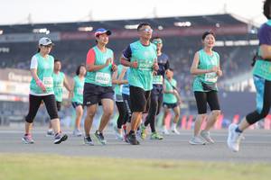 BIB: 80660, 5284, 5200, 80661, 526
                            <button type="button" onclick="openModal(10574208)" class="btn btn-primary btn-sm float-right btn-popup" data-toggle="modal" data-target=".modal-high-quality">
                        <i class="fas fa-shopping-cart"></i> Add to Cart
                    </button>
                                            <button type="button" onclick="isThisMe(10574208, true)" class="btn btn-success btn-sm float-right btn-popup btn-isme hidden" data-toggle="tooltip" data-placement="bottom" title="นี่คือรูปของคุณใช่ไหม คลิกที่นี่เพื่อเอาเข้าอัลบั้ม">
                        <i class="fas fa-plus"></i> Add to album
                    </button>
                    <button type="button" onclick="isThisMe(10574208, false)" class="btn btn-warning btn-sm float-right btn-popup btn-isnotme hidden">
                        <i class="fas fa-ban"></i> Remove from album
                    </button>