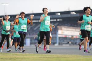 BIB: 5239, 52884, 52769, 52564
                            <button type="button" onclick="openModal(10574320)" class="btn btn-primary btn-sm float-right btn-popup" data-toggle="modal" data-target=".modal-high-quality">
                        <i class="fas fa-shopping-cart"></i> Add to Cart
                    </button>
                                            <button type="button" onclick="isThisMe(10574320, true)" class="btn btn-success btn-sm float-right btn-popup btn-isme hidden" data-toggle="tooltip" data-placement="bottom" title="นี่คือรูปของคุณใช่ไหม คลิกที่นี่เพื่อเอาเข้าอัลบั้ม">
                        <i class="fas fa-plus"></i> Add to album
                    </button>
                    <button type="button" onclick="isThisMe(10574320, false)" class="btn btn-warning btn-sm float-right btn-popup btn-isnotme hidden">
                        <i class="fas fa-ban"></i> Remove from album
                    </button>