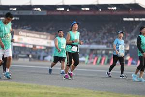 BIB: 52041
                            <button type="button" onclick="openModal(10574900)" class="btn btn-primary btn-sm float-right btn-popup" data-toggle="modal" data-target=".modal-high-quality">
                        <i class="fas fa-shopping-cart"></i> Add to Cart
                    </button>
                                            <button type="button" onclick="isThisMe(10574900, true)" class="btn btn-success btn-sm float-right btn-popup btn-isme hidden" data-toggle="tooltip" data-placement="bottom" title="นี่คือรูปของคุณใช่ไหม คลิกที่นี่เพื่อเอาเข้าอัลบั้ม">
                        <i class="fas fa-plus"></i> Add to album
                    </button>
                    <button type="button" onclick="isThisMe(10574900, false)" class="btn btn-warning btn-sm float-right btn-popup btn-isnotme hidden">
                        <i class="fas fa-ban"></i> Remove from album
                    </button>