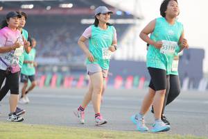 BIB: 53119, 5311, 533
                            <button type="button" onclick="openModal(10574621)" class="btn btn-primary btn-sm float-right btn-popup" data-toggle="modal" data-target=".modal-high-quality">
                        <i class="fas fa-shopping-cart"></i> Add to Cart
                    </button>
                                            <button type="button" onclick="isThisMe(10574621, true)" class="btn btn-success btn-sm float-right btn-popup btn-isme hidden" data-toggle="tooltip" data-placement="bottom" title="นี่คือรูปของคุณใช่ไหม คลิกที่นี่เพื่อเอาเข้าอัลบั้ม">
                        <i class="fas fa-plus"></i> Add to album
                    </button>
                    <button type="button" onclick="isThisMe(10574621, false)" class="btn btn-warning btn-sm float-right btn-popup btn-isnotme hidden">
                        <i class="fas fa-ban"></i> Remove from album
                    </button>