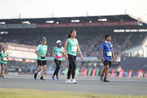 BIB: 100, 522
                            <button type="button" onclick="openModal(10574091)" class="btn btn-primary btn-sm float-right btn-popup" data-toggle="modal" data-target=".modal-high-quality">
                        <i class="fas fa-shopping-cart"></i> Add to Cart
                    </button>
                                            <button type="button" onclick="isThisMe(10574091, true)" class="btn btn-success btn-sm float-right btn-popup btn-isme hidden" data-toggle="tooltip" data-placement="bottom" title="นี่คือรูปของคุณใช่ไหม คลิกที่นี่เพื่อเอาเข้าอัลบั้ม">
                        <i class="fas fa-plus"></i> Add to album
                    </button>
                    <button type="button" onclick="isThisMe(10574091, false)" class="btn btn-warning btn-sm float-right btn-popup btn-isnotme hidden">
                        <i class="fas fa-ban"></i> Remove from album
                    </button>