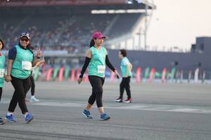 BIB: 802
                            <button type="button" onclick="openModal(10575517)" class="btn btn-primary btn-sm float-right btn-popup" data-toggle="modal" data-target=".modal-high-quality">
                        <i class="fas fa-shopping-cart"></i> Add to Cart
                    </button>
                                            <button type="button" onclick="isThisMe(10575517, true)" class="btn btn-success btn-sm float-right btn-popup btn-isme hidden" data-toggle="tooltip" data-placement="bottom" title="นี่คือรูปของคุณใช่ไหม คลิกที่นี่เพื่อเอาเข้าอัลบั้ม">
                        <i class="fas fa-plus"></i> Add to album
                    </button>
                    <button type="button" onclick="isThisMe(10575517, false)" class="btn btn-warning btn-sm float-right btn-popup btn-isnotme hidden">
                        <i class="fas fa-ban"></i> Remove from album
                    </button>