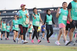 BIB: 5241, 5220, 50753, 502, 8066, 
                            <button type="button" onclick="openModal(10574406)" class="btn btn-primary btn-sm float-right btn-popup" data-toggle="modal" data-target=".modal-high-quality">
                        <i class="fas fa-shopping-cart"></i> Add to Cart
                    </button>
                                            <button type="button" onclick="isThisMe(10574406, true)" class="btn btn-success btn-sm float-right btn-popup btn-isme hidden" data-toggle="tooltip" data-placement="bottom" title="นี่คือรูปของคุณใช่ไหม คลิกที่นี่เพื่อเอาเข้าอัลบั้ม">
                        <i class="fas fa-plus"></i> Add to album
                    </button>
                    <button type="button" onclick="isThisMe(10574406, false)" class="btn btn-warning btn-sm float-right btn-popup btn-isnotme hidden">
                        <i class="fas fa-ban"></i> Remove from album
                    </button>