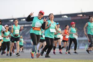 BIB: 52653, 5268
                            <button type="button" onclick="openModal(10573856)" class="btn btn-primary btn-sm float-right btn-popup" data-toggle="modal" data-target=".modal-high-quality">
                        <i class="fas fa-shopping-cart"></i> Add to Cart
                    </button>
                                            <button type="button" onclick="isThisMe(10573856, true)" class="btn btn-success btn-sm float-right btn-popup btn-isme hidden" data-toggle="tooltip" data-placement="bottom" title="นี่คือรูปของคุณใช่ไหม คลิกที่นี่เพื่อเอาเข้าอัลบั้ม">
                        <i class="fas fa-plus"></i> Add to album
                    </button>
                    <button type="button" onclick="isThisMe(10573856, false)" class="btn btn-warning btn-sm float-right btn-popup btn-isnotme hidden">
                        <i class="fas fa-ban"></i> Remove from album
                    </button>