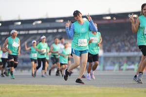 BIB: 52784
                            <button type="button" onclick="openModal(10573830)" class="btn btn-primary btn-sm float-right btn-popup" data-toggle="modal" data-target=".modal-high-quality">
                        <i class="fas fa-shopping-cart"></i> Add to Cart
                    </button>
                                            <button type="button" onclick="isThisMe(10573830, true)" class="btn btn-success btn-sm float-right btn-popup btn-isme hidden" data-toggle="tooltip" data-placement="bottom" title="นี่คือรูปของคุณใช่ไหม คลิกที่นี่เพื่อเอาเข้าอัลบั้ม">
                        <i class="fas fa-plus"></i> Add to album
                    </button>
                    <button type="button" onclick="isThisMe(10573830, false)" class="btn btn-warning btn-sm float-right btn-popup btn-isnotme hidden">
                        <i class="fas fa-ban"></i> Remove from album
                    </button>