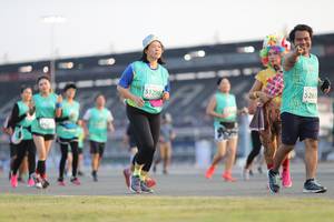 BIB: 5265, 51298
                            <button type="button" onclick="openModal(10574335)" class="btn btn-primary btn-sm float-right btn-popup" data-toggle="modal" data-target=".modal-high-quality">
                        <i class="fas fa-shopping-cart"></i> Add to Cart
                    </button>
                                            <button type="button" onclick="isThisMe(10574335, true)" class="btn btn-success btn-sm float-right btn-popup btn-isme hidden" data-toggle="tooltip" data-placement="bottom" title="นี่คือรูปของคุณใช่ไหม คลิกที่นี่เพื่อเอาเข้าอัลบั้ม">
                        <i class="fas fa-plus"></i> Add to album
                    </button>
                    <button type="button" onclick="isThisMe(10574335, false)" class="btn btn-warning btn-sm float-right btn-popup btn-isnotme hidden">
                        <i class="fas fa-ban"></i> Remove from album
                    </button>