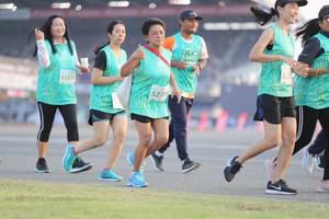 BIB: 53433, 53359, 5270
                            <button type="button" onclick="openModal(10574638)" class="btn btn-primary btn-sm float-right btn-popup" data-toggle="modal" data-target=".modal-high-quality">
                        <i class="fas fa-shopping-cart"></i> Add to Cart
                    </button>
                                            <button type="button" onclick="isThisMe(10574638, true)" class="btn btn-success btn-sm float-right btn-popup btn-isme hidden" data-toggle="tooltip" data-placement="bottom" title="นี่คือรูปของคุณใช่ไหม คลิกที่นี่เพื่อเอาเข้าอัลบั้ม">
                        <i class="fas fa-plus"></i> Add to album
                    </button>
                    <button type="button" onclick="isThisMe(10574638, false)" class="btn btn-warning btn-sm float-right btn-popup btn-isnotme hidden">
                        <i class="fas fa-ban"></i> Remove from album
                    </button>