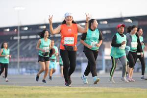 BIB: 50998, 645
                            <button type="button" onclick="openModal(10574154)" class="btn btn-primary btn-sm float-right btn-popup" data-toggle="modal" data-target=".modal-high-quality">
                        <i class="fas fa-shopping-cart"></i> Add to Cart
                    </button>
                                            <button type="button" onclick="isThisMe(10574154, true)" class="btn btn-success btn-sm float-right btn-popup btn-isme hidden" data-toggle="tooltip" data-placement="bottom" title="นี่คือรูปของคุณใช่ไหม คลิกที่นี่เพื่อเอาเข้าอัลบั้ม">
                        <i class="fas fa-plus"></i> Add to album
                    </button>
                    <button type="button" onclick="isThisMe(10574154, false)" class="btn btn-warning btn-sm float-right btn-popup btn-isnotme hidden">
                        <i class="fas fa-ban"></i> Remove from album
                    </button>