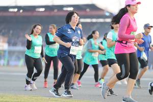 BIB: 50772, 524
                            <button type="button" onclick="openModal(10574656)" class="btn btn-primary btn-sm float-right btn-popup" data-toggle="modal" data-target=".modal-high-quality">
                        <i class="fas fa-shopping-cart"></i> Add to Cart
                    </button>
                                            <button type="button" onclick="isThisMe(10574656, true)" class="btn btn-success btn-sm float-right btn-popup btn-isme hidden" data-toggle="tooltip" data-placement="bottom" title="นี่คือรูปของคุณใช่ไหม คลิกที่นี่เพื่อเอาเข้าอัลบั้ม">
                        <i class="fas fa-plus"></i> Add to album
                    </button>
                    <button type="button" onclick="isThisMe(10574656, false)" class="btn btn-warning btn-sm float-right btn-popup btn-isnotme hidden">
                        <i class="fas fa-ban"></i> Remove from album
                    </button>