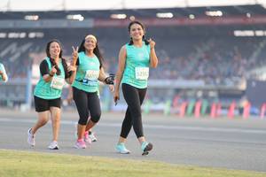 BIB: 52582, 5272, 52806
                            <button type="button" onclick="openModal(10575152)" class="btn btn-primary btn-sm float-right btn-popup" data-toggle="modal" data-target=".modal-high-quality">
                        <i class="fas fa-shopping-cart"></i> Add to Cart
                    </button>
                                            <button type="button" onclick="isThisMe(10575152, true)" class="btn btn-success btn-sm float-right btn-popup btn-isme hidden" data-toggle="tooltip" data-placement="bottom" title="นี่คือรูปของคุณใช่ไหม คลิกที่นี่เพื่อเอาเข้าอัลบั้ม">
                        <i class="fas fa-plus"></i> Add to album
                    </button>
                    <button type="button" onclick="isThisMe(10575152, false)" class="btn btn-warning btn-sm float-right btn-popup btn-isnotme hidden">
                        <i class="fas fa-ban"></i> Remove from album
                    </button>