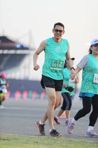 BIB: 50190
                            <button type="button" onclick="openModal(10575000)" class="btn btn-primary btn-sm float-right btn-popup" data-toggle="modal" data-target=".modal-high-quality">
                        <i class="fas fa-shopping-cart"></i> Add to Cart
                    </button>
                                            <button type="button" onclick="isThisMe(10575000, true)" class="btn btn-success btn-sm float-right btn-popup btn-isme hidden" data-toggle="tooltip" data-placement="bottom" title="นี่คือรูปของคุณใช่ไหม คลิกที่นี่เพื่อเอาเข้าอัลบั้ม">
                        <i class="fas fa-plus"></i> Add to album
                    </button>
                    <button type="button" onclick="isThisMe(10575000, false)" class="btn btn-warning btn-sm float-right btn-popup btn-isnotme hidden">
                        <i class="fas fa-ban"></i> Remove from album
                    </button>