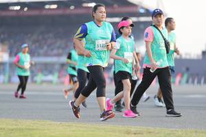 BIB: 800, 5125, 5057
                            <button type="button" onclick="openModal(10574536)" class="btn btn-primary btn-sm float-right btn-popup" data-toggle="modal" data-target=".modal-high-quality">
                        <i class="fas fa-shopping-cart"></i> Add to Cart
                    </button>
                                            <button type="button" onclick="isThisMe(10574536, true)" class="btn btn-success btn-sm float-right btn-popup btn-isme hidden" data-toggle="tooltip" data-placement="bottom" title="นี่คือรูปของคุณใช่ไหม คลิกที่นี่เพื่อเอาเข้าอัลบั้ม">
                        <i class="fas fa-plus"></i> Add to album
                    </button>
                    <button type="button" onclick="isThisMe(10574536, false)" class="btn btn-warning btn-sm float-right btn-popup btn-isnotme hidden">
                        <i class="fas fa-ban"></i> Remove from album
                    </button>