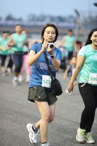BIB: 509, 525
                            <button type="button" onclick="openModal(10576061)" class="btn btn-primary btn-sm float-right btn-popup" data-toggle="modal" data-target=".modal-high-quality">
                        <i class="fas fa-shopping-cart"></i> Add to Cart
                    </button>
                                            <button type="button" onclick="isThisMe(10576061, true)" class="btn btn-success btn-sm float-right btn-popup btn-isme hidden" data-toggle="tooltip" data-placement="bottom" title="นี่คือรูปของคุณใช่ไหม คลิกที่นี่เพื่อเอาเข้าอัลบั้ม">
                        <i class="fas fa-plus"></i> Add to album
                    </button>
                    <button type="button" onclick="isThisMe(10576061, false)" class="btn btn-warning btn-sm float-right btn-popup btn-isnotme hidden">
                        <i class="fas fa-ban"></i> Remove from album
                    </button>