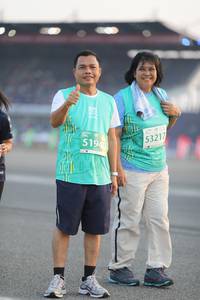 BIB: 5194, 53217
                            <button type="button" onclick="openModal(10575241)" class="btn btn-primary btn-sm float-right btn-popup" data-toggle="modal" data-target=".modal-high-quality">
                        <i class="fas fa-shopping-cart"></i> Add to Cart
                    </button>
                                            <button type="button" onclick="isThisMe(10575241, true)" class="btn btn-success btn-sm float-right btn-popup btn-isme hidden" data-toggle="tooltip" data-placement="bottom" title="นี่คือรูปของคุณใช่ไหม คลิกที่นี่เพื่อเอาเข้าอัลบั้ม">
                        <i class="fas fa-plus"></i> Add to album
                    </button>
                    <button type="button" onclick="isThisMe(10575241, false)" class="btn btn-warning btn-sm float-right btn-popup btn-isnotme hidden">
                        <i class="fas fa-ban"></i> Remove from album
                    </button>