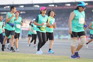 BIB: 53225
                            <button type="button" onclick="openModal(10574624)" class="btn btn-primary btn-sm float-right btn-popup" data-toggle="modal" data-target=".modal-high-quality">
                        <i class="fas fa-shopping-cart"></i> Add to Cart
                    </button>
                                            <button type="button" onclick="isThisMe(10574624, true)" class="btn btn-success btn-sm float-right btn-popup btn-isme hidden" data-toggle="tooltip" data-placement="bottom" title="นี่คือรูปของคุณใช่ไหม คลิกที่นี่เพื่อเอาเข้าอัลบั้ม">
                        <i class="fas fa-plus"></i> Add to album
                    </button>
                    <button type="button" onclick="isThisMe(10574624, false)" class="btn btn-warning btn-sm float-right btn-popup btn-isnotme hidden">
                        <i class="fas fa-ban"></i> Remove from album
                    </button>