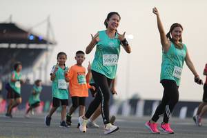 BIB: 50972, 520, 505
                            <button type="button" onclick="openModal(10574018)" class="btn btn-primary btn-sm float-right btn-popup" data-toggle="modal" data-target=".modal-high-quality">
                        <i class="fas fa-shopping-cart"></i> Add to Cart
                    </button>
                                            <button type="button" onclick="isThisMe(10574018, true)" class="btn btn-success btn-sm float-right btn-popup btn-isme hidden" data-toggle="tooltip" data-placement="bottom" title="นี่คือรูปของคุณใช่ไหม คลิกที่นี่เพื่อเอาเข้าอัลบั้ม">
                        <i class="fas fa-plus"></i> Add to album
                    </button>
                    <button type="button" onclick="isThisMe(10574018, false)" class="btn btn-warning btn-sm float-right btn-popup btn-isnotme hidden">
                        <i class="fas fa-ban"></i> Remove from album
                    </button>