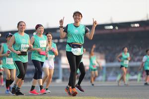 BIB: 528, 52958, 5309, 51320
                            <button type="button" onclick="openModal(10573872)" class="btn btn-primary btn-sm float-right btn-popup" data-toggle="modal" data-target=".modal-high-quality">
                        <i class="fas fa-shopping-cart"></i> Add to Cart
                    </button>
                                            <button type="button" onclick="isThisMe(10573872, true)" class="btn btn-success btn-sm float-right btn-popup btn-isme hidden" data-toggle="tooltip" data-placement="bottom" title="นี่คือรูปของคุณใช่ไหม คลิกที่นี่เพื่อเอาเข้าอัลบั้ม">
                        <i class="fas fa-plus"></i> Add to album
                    </button>
                    <button type="button" onclick="isThisMe(10573872, false)" class="btn btn-warning btn-sm float-right btn-popup btn-isnotme hidden">
                        <i class="fas fa-ban"></i> Remove from album
                    </button>