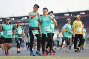 BIB: 50874, 52668, 53320, 51744, 51325, 
                            <button type="button" onclick="openModal(10574252)" class="btn btn-primary btn-sm float-right btn-popup" data-toggle="modal" data-target=".modal-high-quality">
                        <i class="fas fa-shopping-cart"></i> Add to Cart
                    </button>
                                            <button type="button" onclick="isThisMe(10574252, true)" class="btn btn-success btn-sm float-right btn-popup btn-isme hidden" data-toggle="tooltip" data-placement="bottom" title="นี่คือรูปของคุณใช่ไหม คลิกที่นี่เพื่อเอาเข้าอัลบั้ม">
                        <i class="fas fa-plus"></i> Add to album
                    </button>
                    <button type="button" onclick="isThisMe(10574252, false)" class="btn btn-warning btn-sm float-right btn-popup btn-isnotme hidden">
                        <i class="fas fa-ban"></i> Remove from album
                    </button>