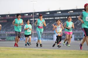 BIB: 50912, 52459, 5307, 508
                            <button type="button" onclick="openModal(10573591)" class="btn btn-primary btn-sm float-right btn-popup" data-toggle="modal" data-target=".modal-high-quality">
                        <i class="fas fa-shopping-cart"></i> Add to Cart
                    </button>
                                            <button type="button" onclick="isThisMe(10573591, true)" class="btn btn-success btn-sm float-right btn-popup btn-isme hidden" data-toggle="tooltip" data-placement="bottom" title="นี่คือรูปของคุณใช่ไหม คลิกที่นี่เพื่อเอาเข้าอัลบั้ม">
                        <i class="fas fa-plus"></i> Add to album
                    </button>
                    <button type="button" onclick="isThisMe(10573591, false)" class="btn btn-warning btn-sm float-right btn-popup btn-isnotme hidden">
                        <i class="fas fa-ban"></i> Remove from album
                    </button>